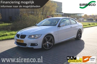 BMW 320i Coupé M-Pakket | Parelwit | 6-bak | Premium Audio | Bi-Xenon  | sportzetels