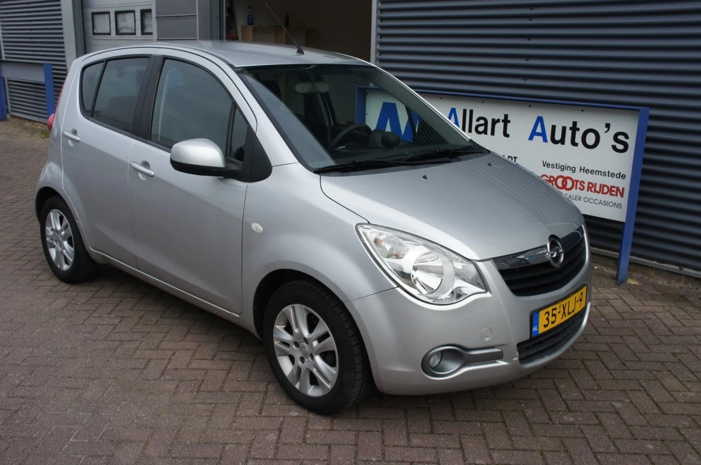 Hoofdafbeelding Opel Agila