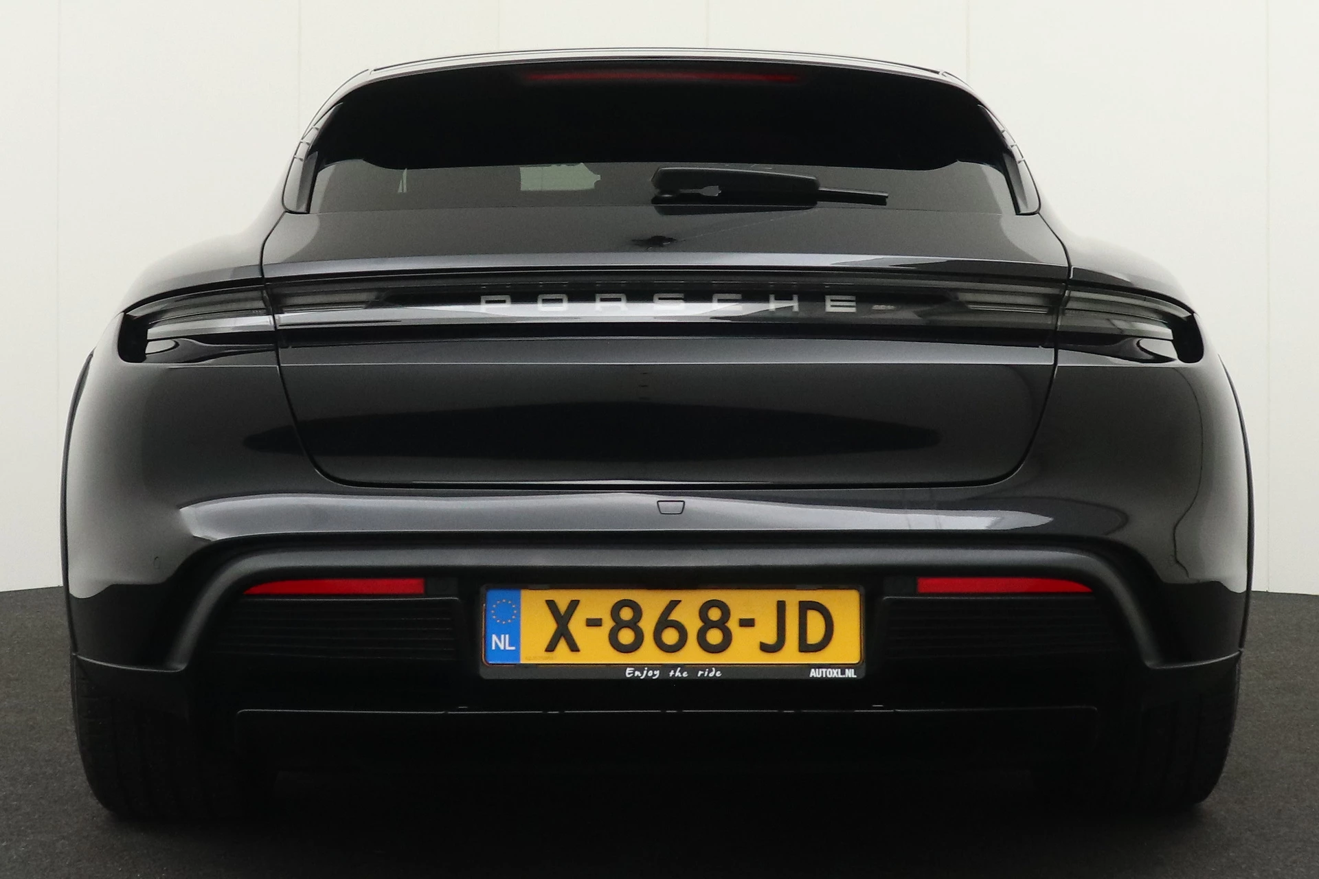 Hoofdafbeelding Porsche Taycan