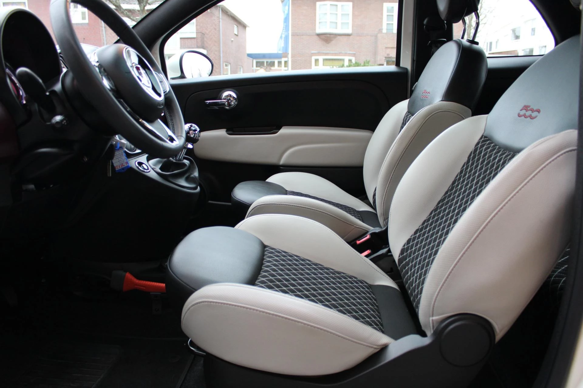 Hoofdafbeelding Fiat 500