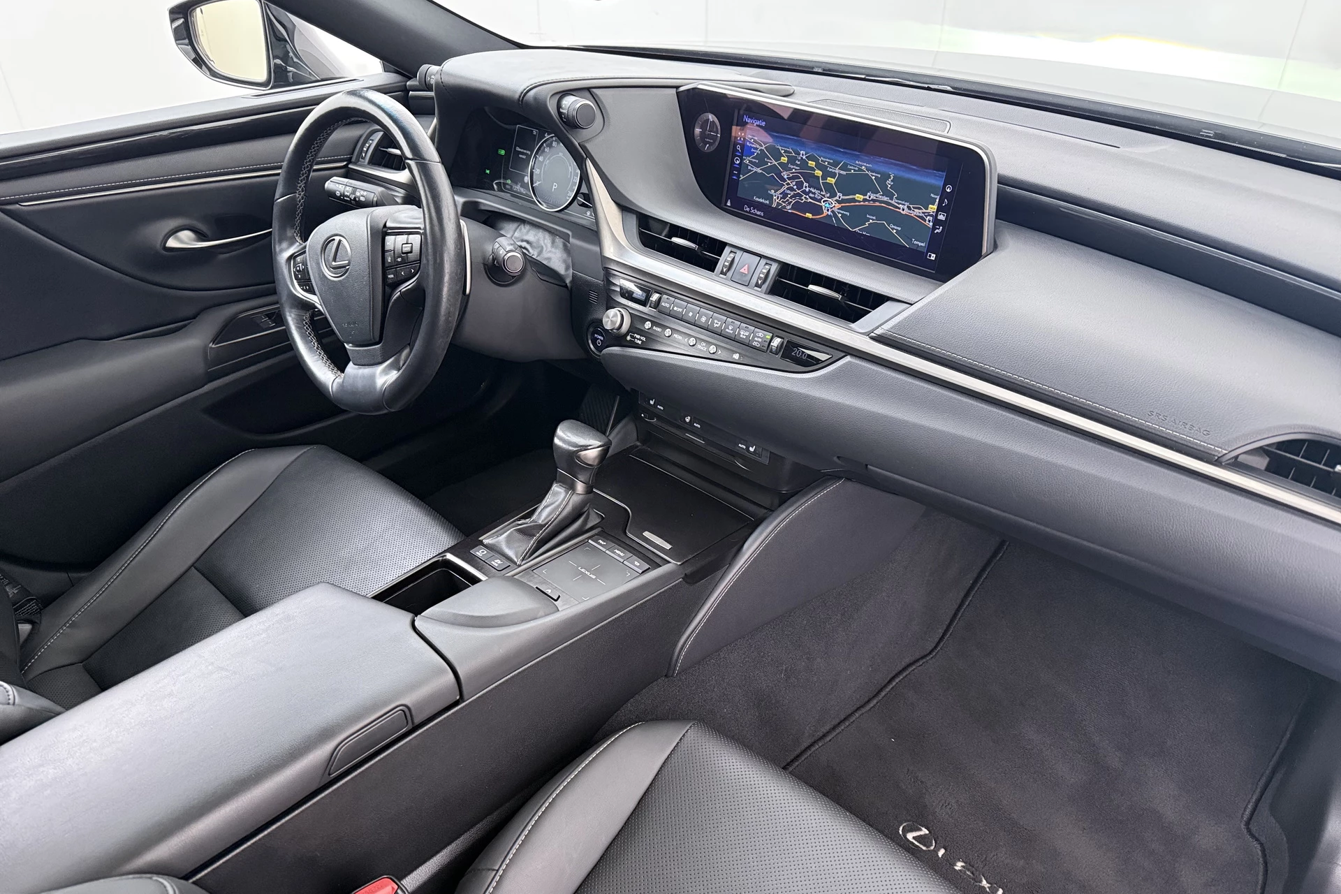 Hoofdafbeelding Lexus ES