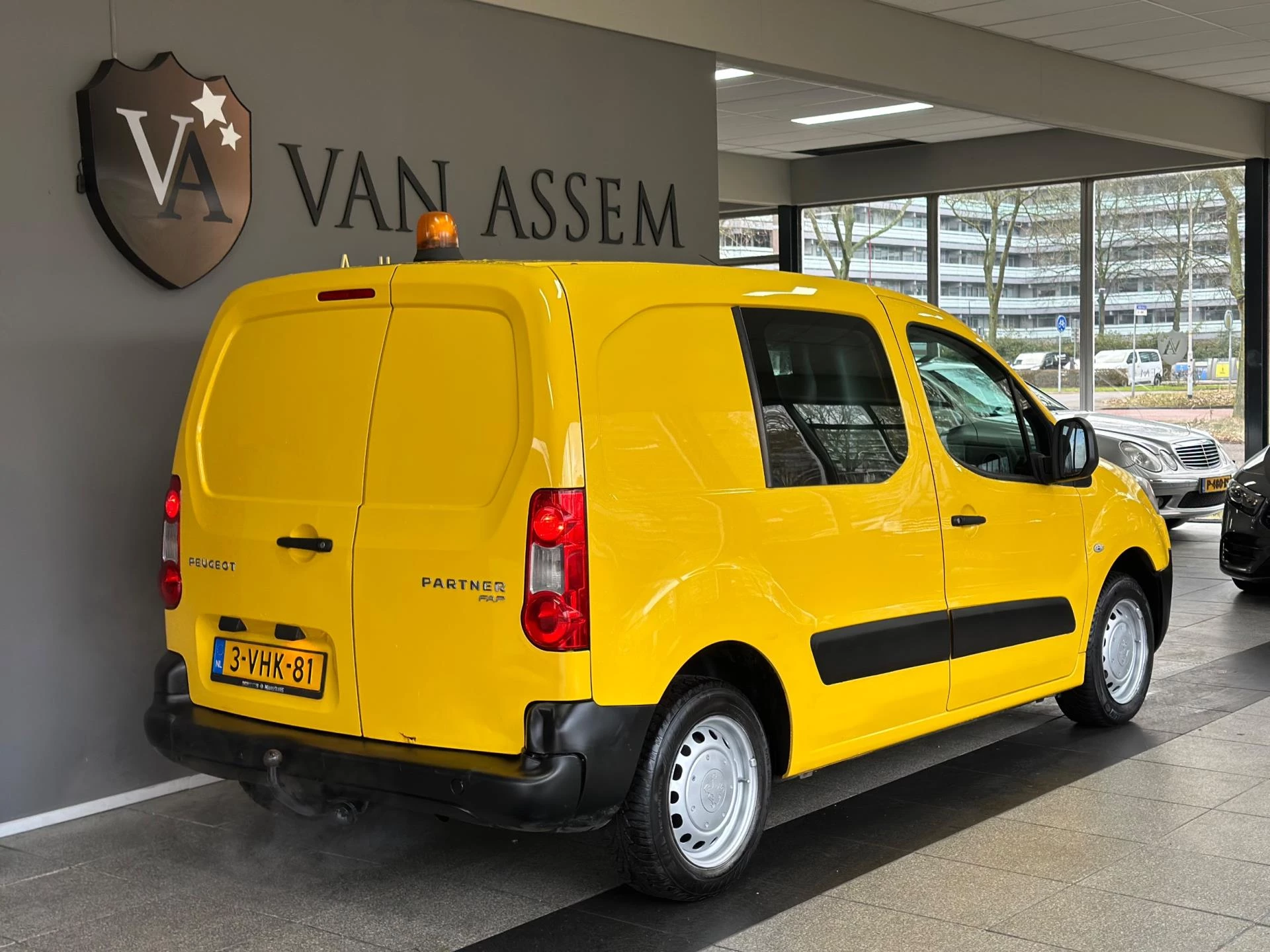 Hoofdafbeelding Peugeot Partner