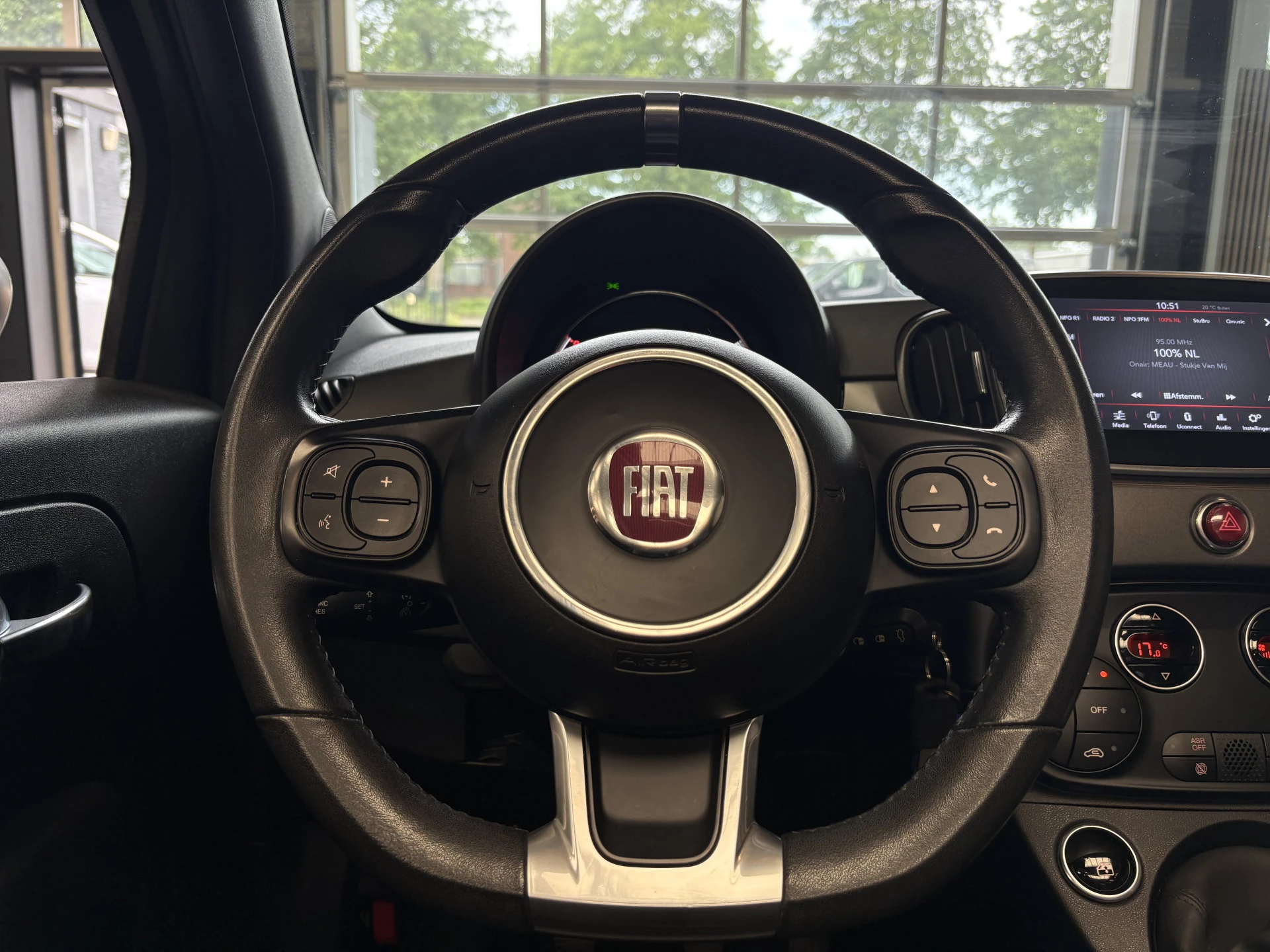 Hoofdafbeelding Fiat 500C
