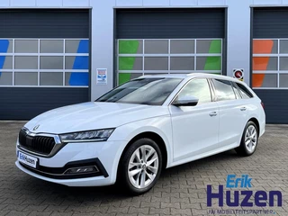 Škoda Octavia Octavia 2022 / CarPlay / Stoelverwarming / Park Assist / 113k km / NL-Auto