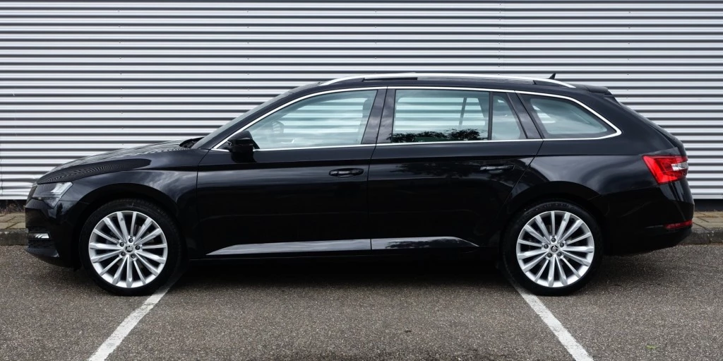 Hoofdafbeelding Škoda Superb