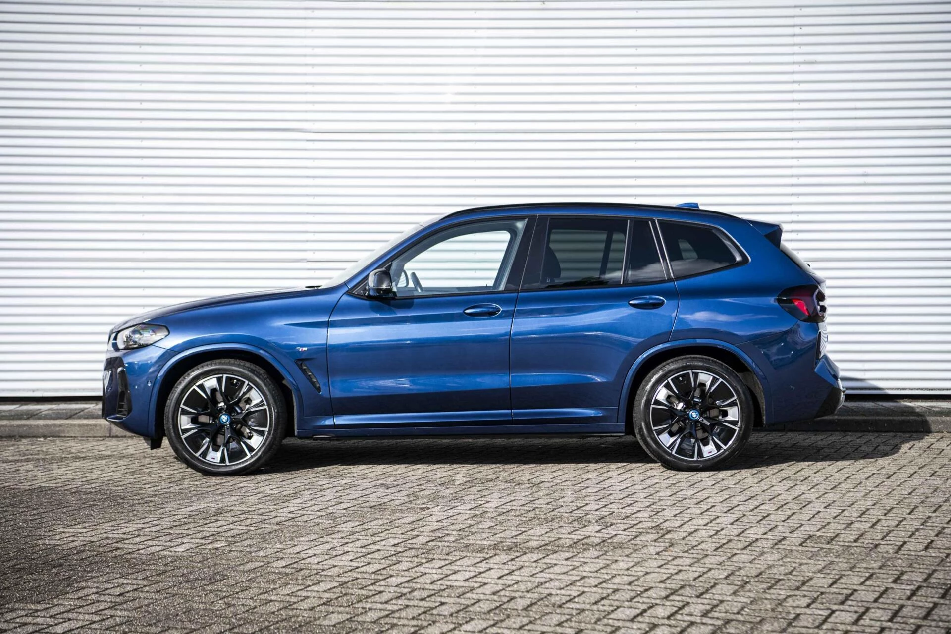 Hoofdafbeelding BMW iX3