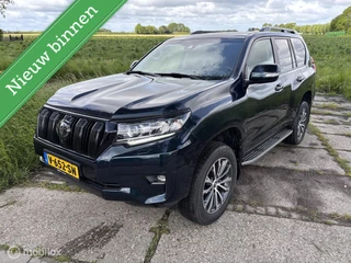 Toyota Land Cruiser 2.8 D-4D-F Executive Window Van