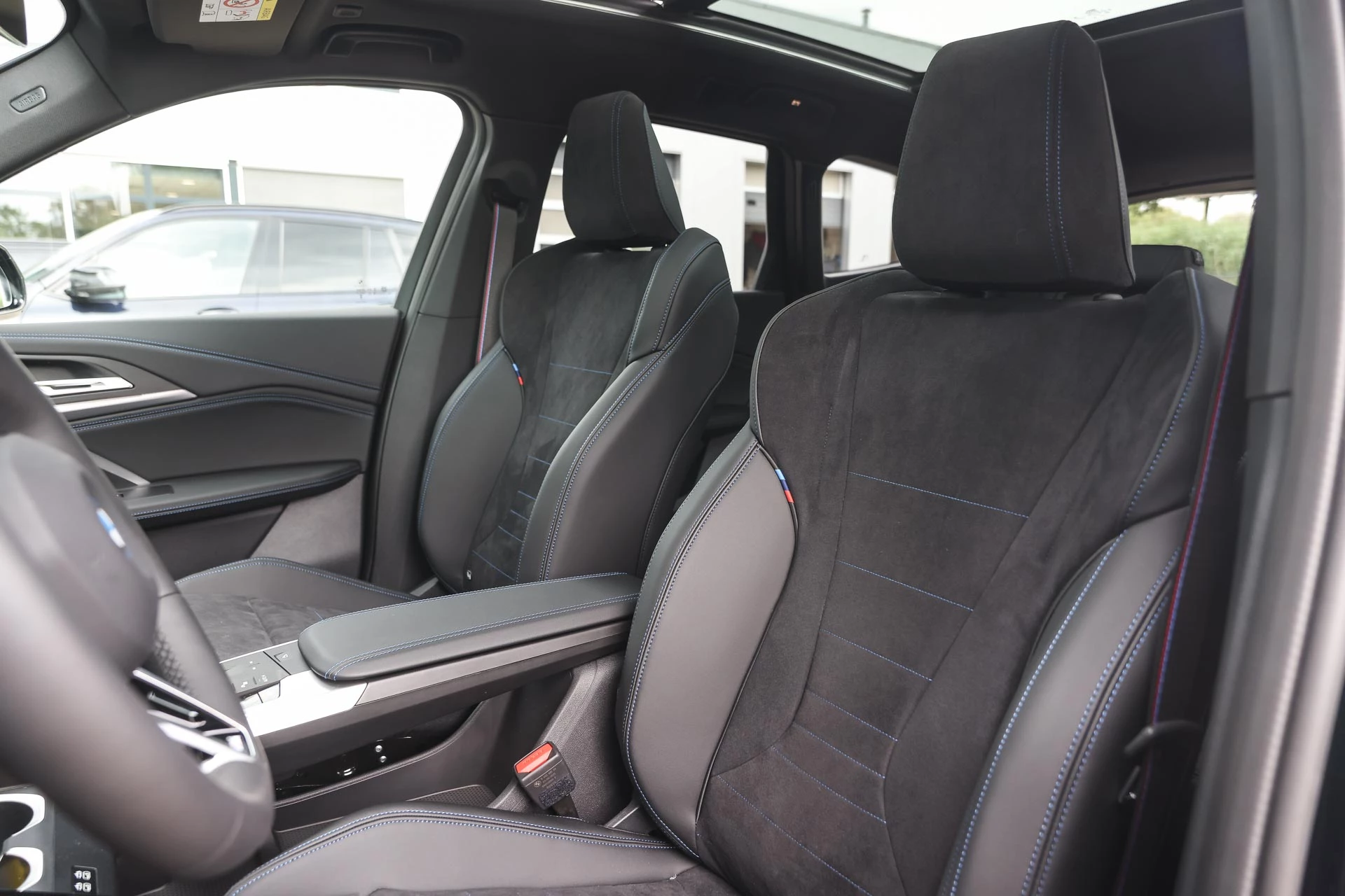 Hoofdafbeelding BMW iX1