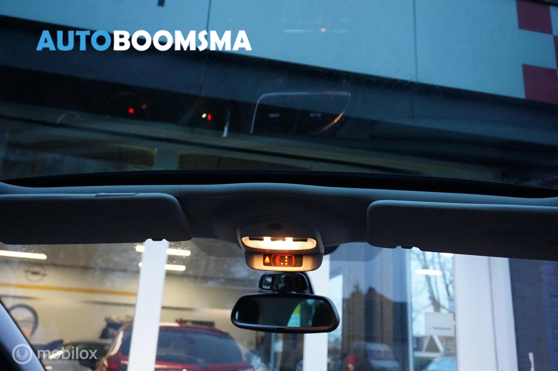 Hoofdafbeelding Peugeot 5008