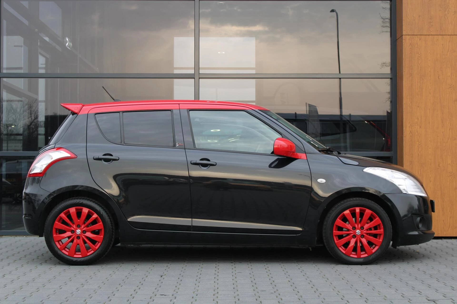 Hoofdafbeelding Suzuki Swift