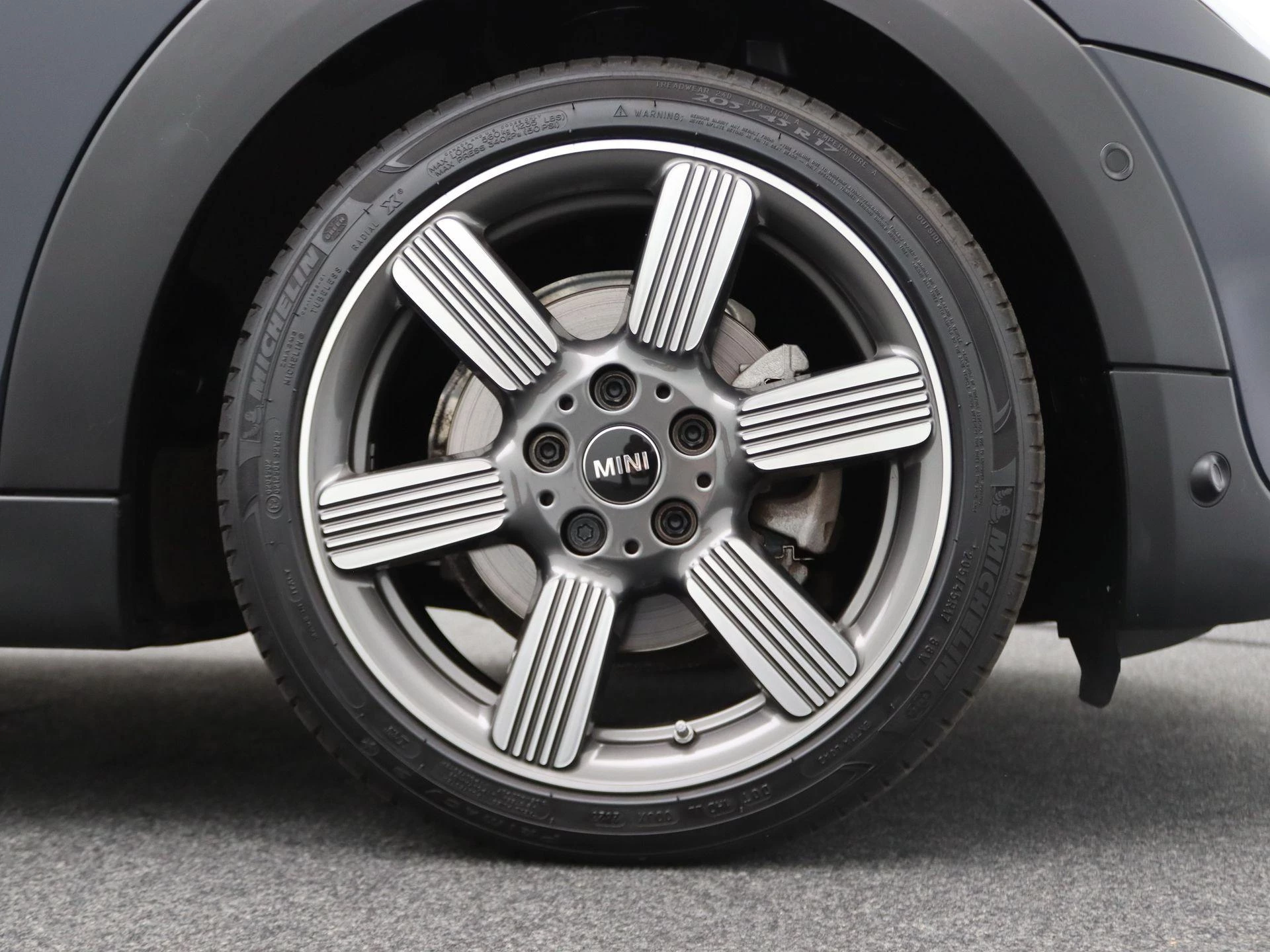 Hoofdafbeelding MINI 5-deurs