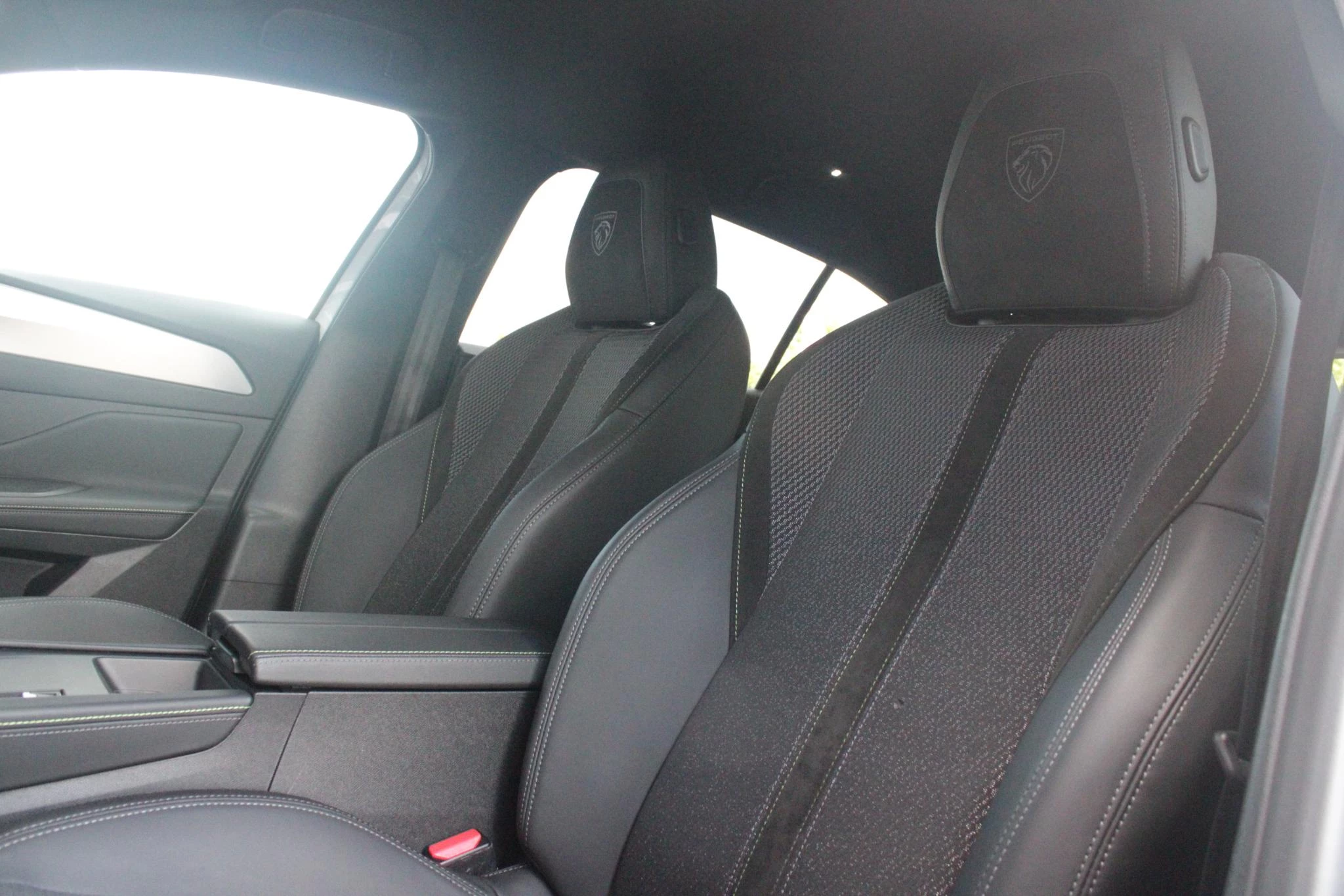 Hoofdafbeelding Peugeot 408