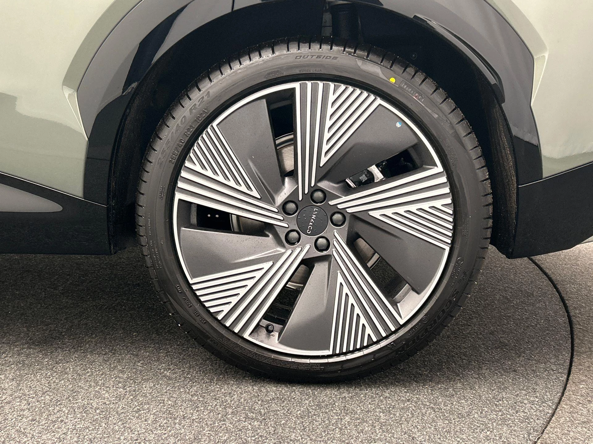 Hoofdafbeelding Lynk & Co 08