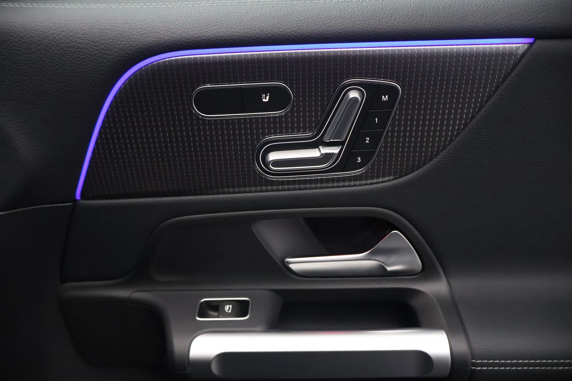 Hoofdafbeelding Mercedes-Benz EQB