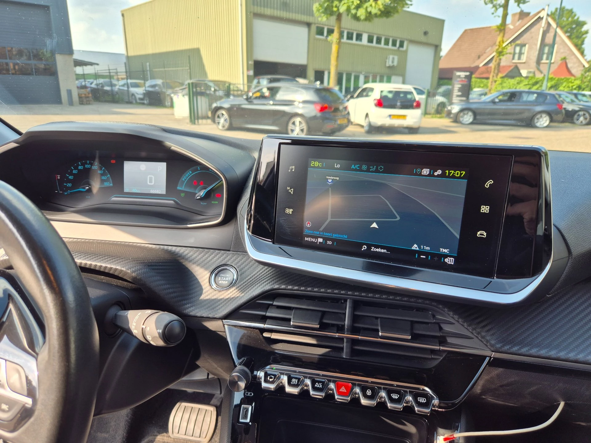 Hoofdafbeelding Peugeot e-208