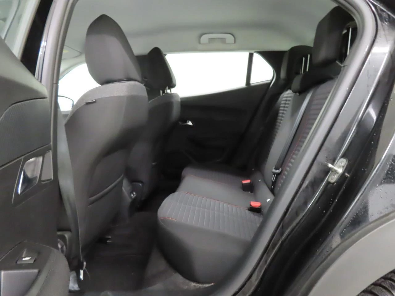 Hoofdafbeelding Peugeot e-2008