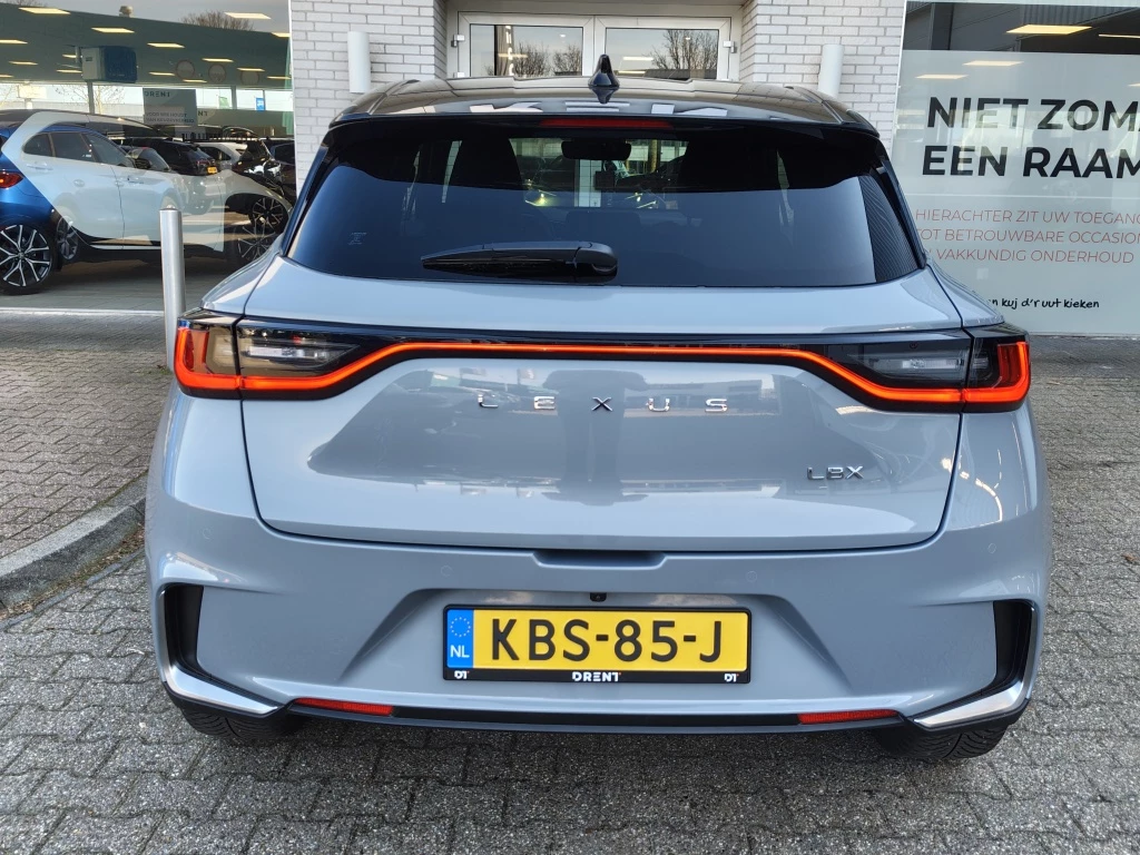Hoofdafbeelding Lexus LBX