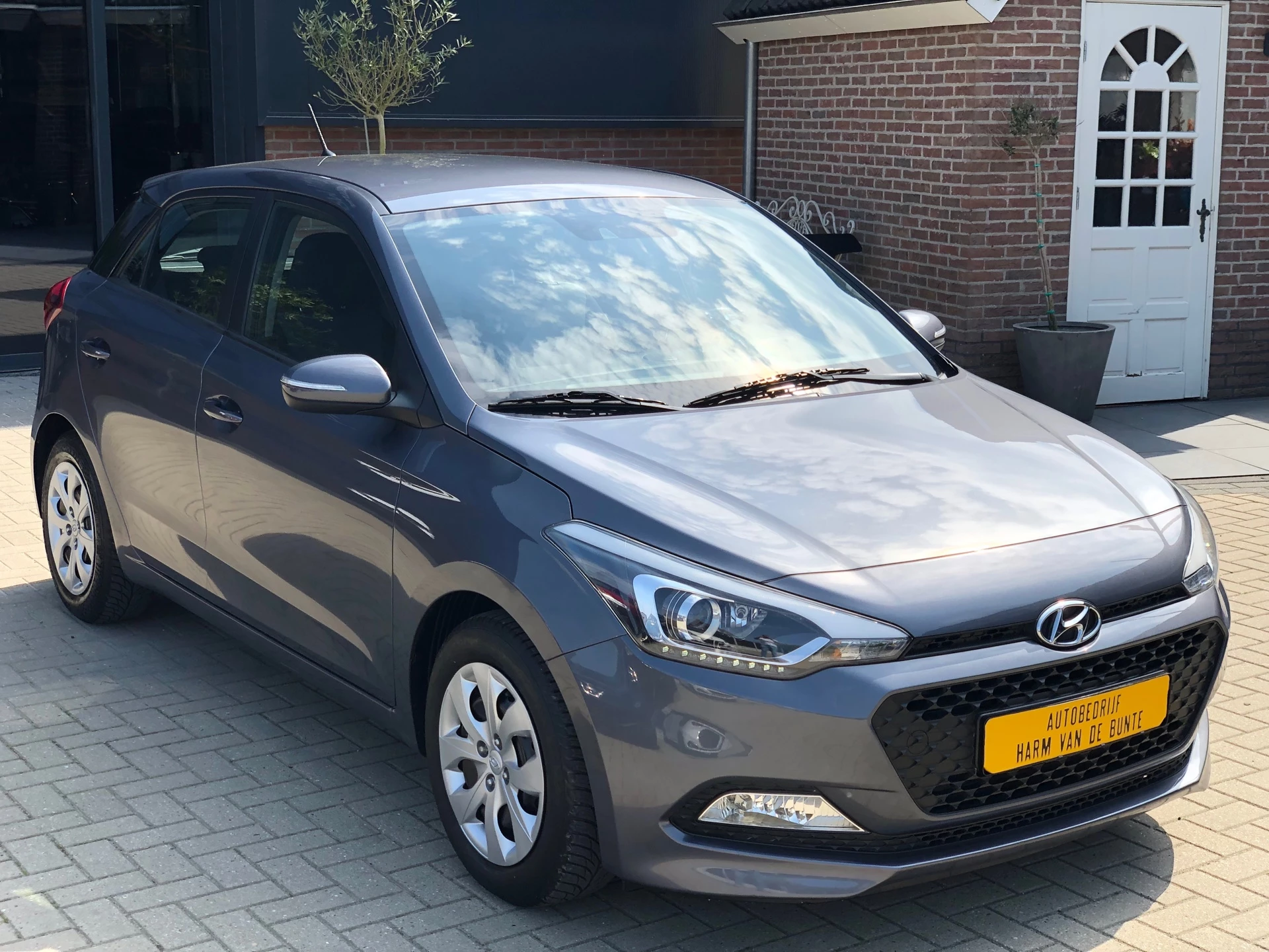 Hoofdafbeelding Hyundai i20