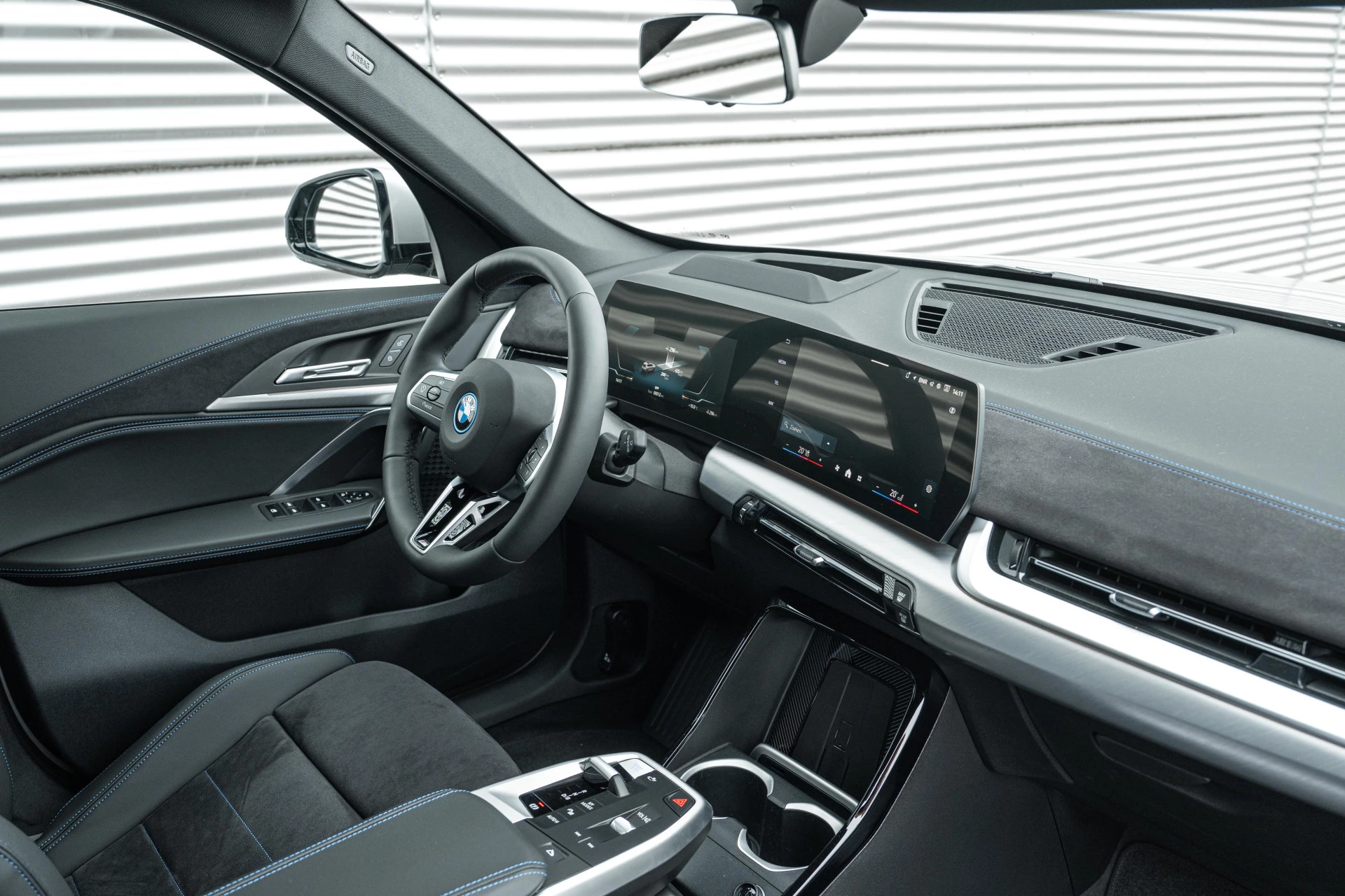 Hoofdafbeelding BMW iX1