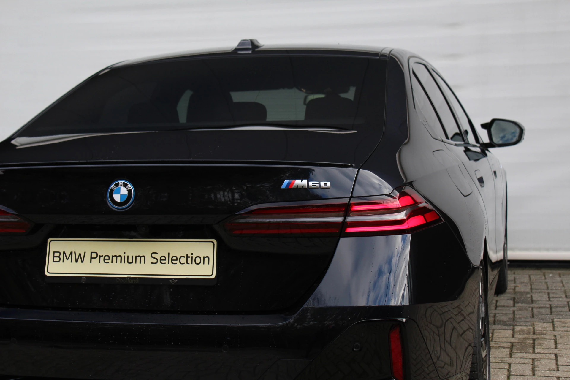 Hoofdafbeelding BMW i5