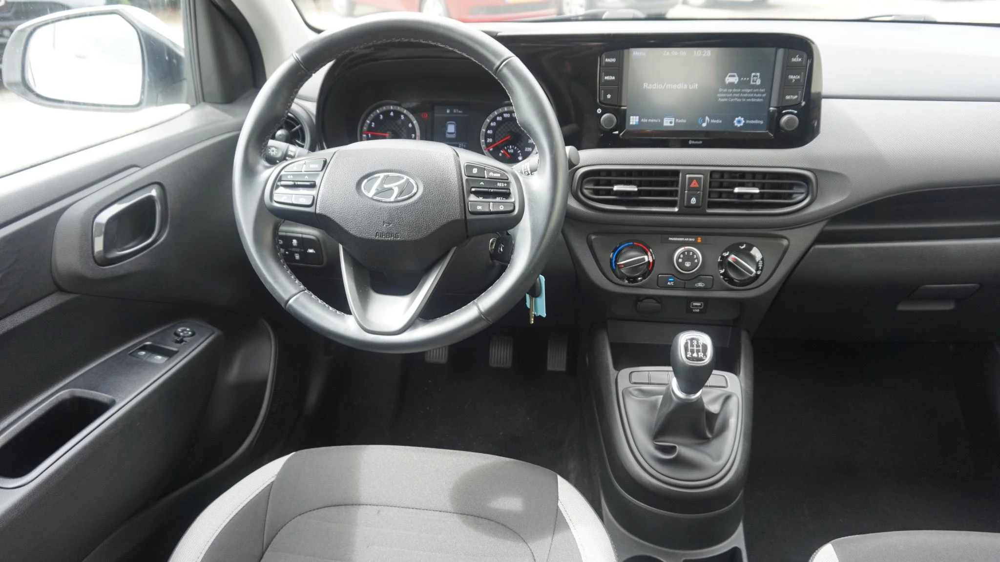 Hoofdafbeelding Hyundai i10