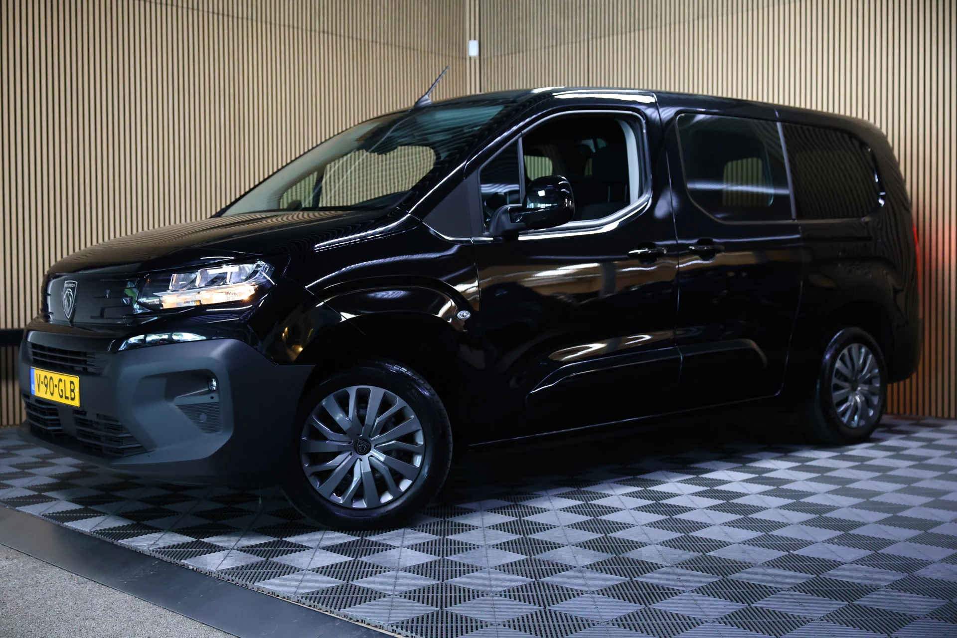Hoofdafbeelding Peugeot Partner
