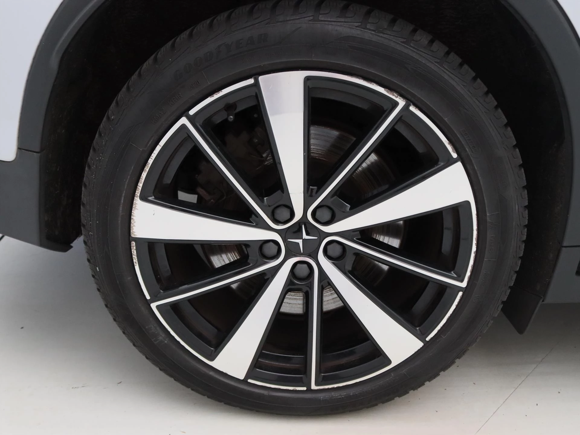 Hoofdafbeelding Polestar 2