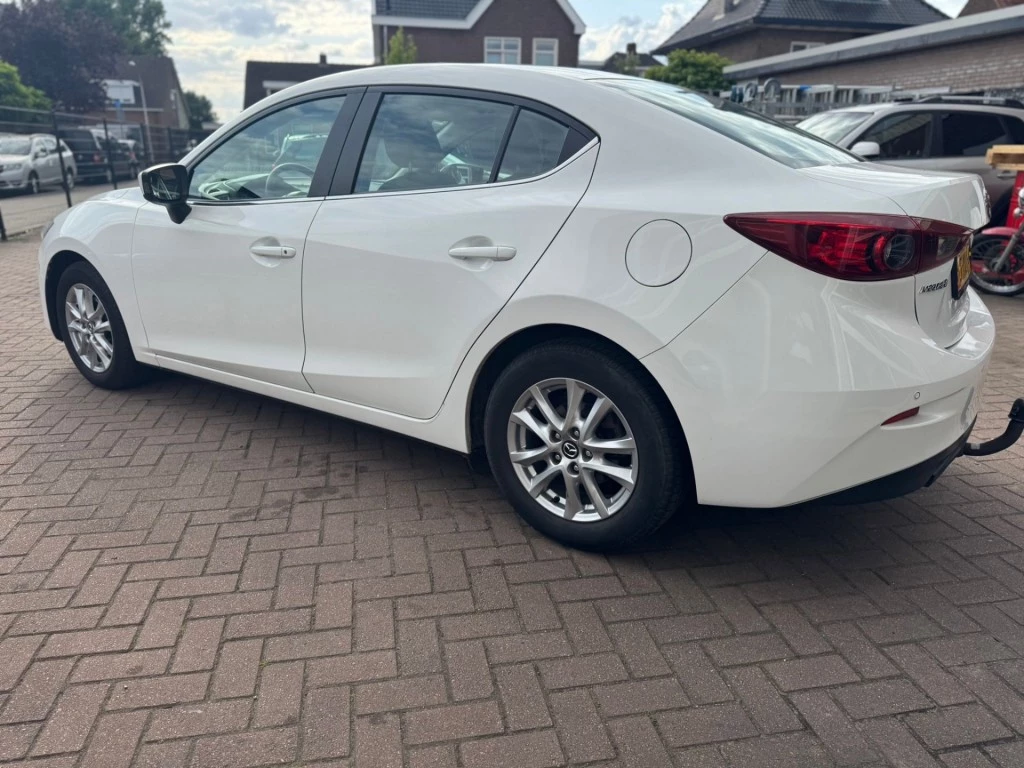 Hoofdafbeelding Mazda 3