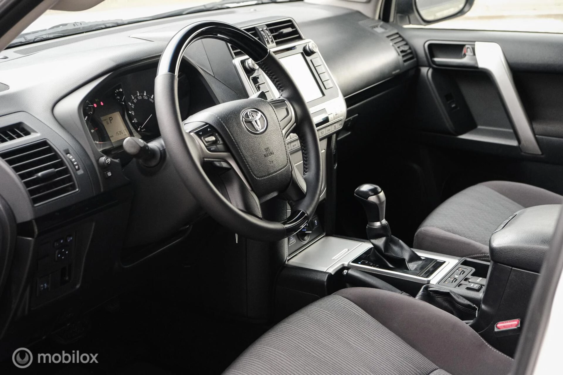 Hoofdafbeelding Toyota Land Cruiser