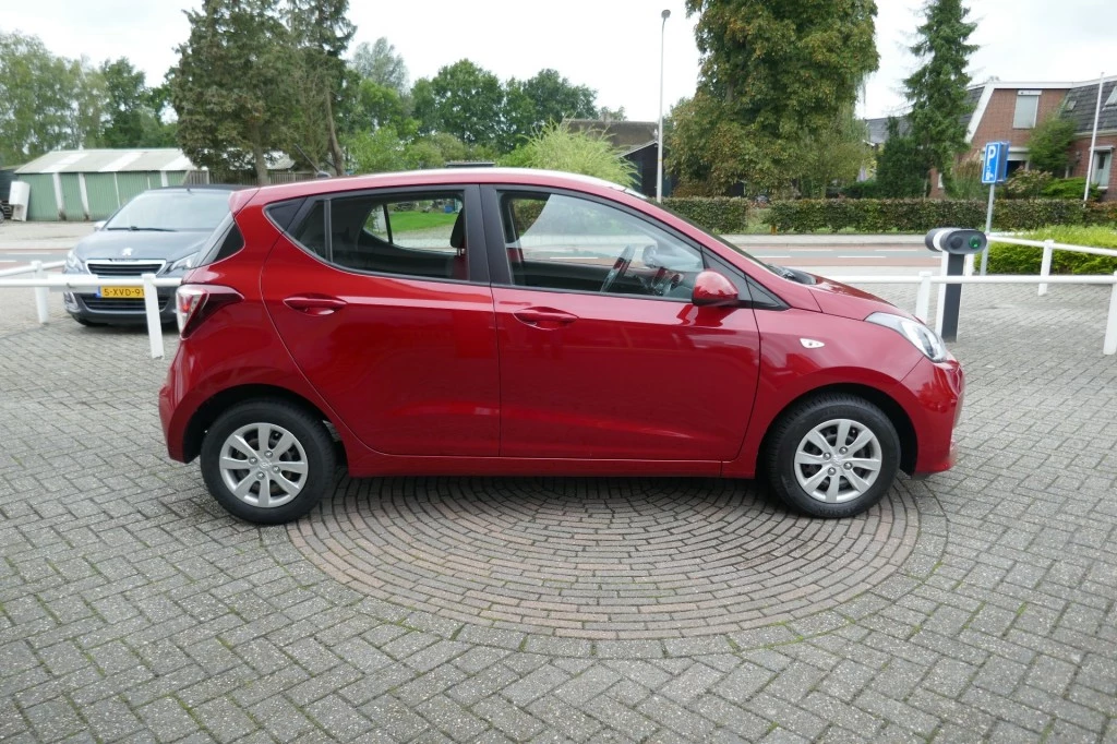 Hoofdafbeelding Hyundai i10