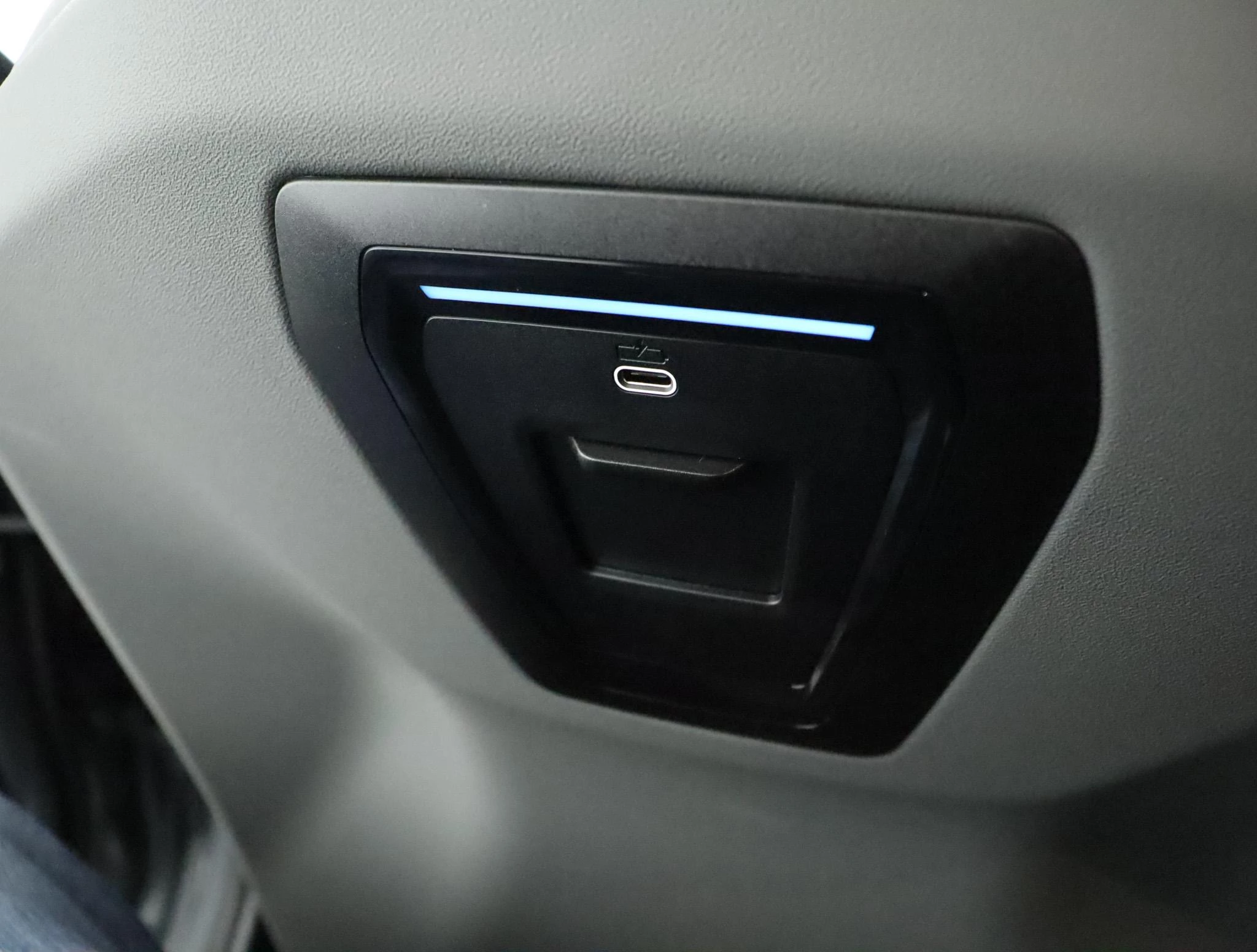 Hoofdafbeelding BMW i5