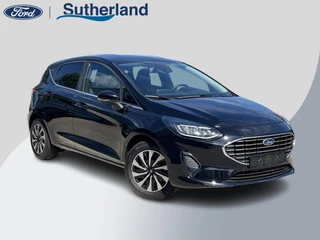 Hoofdafbeelding Ford Fiesta Ford Fiesta 1.0 EcoBoost Hybrid Titanium | Winter Pack | Navigatie | Camera