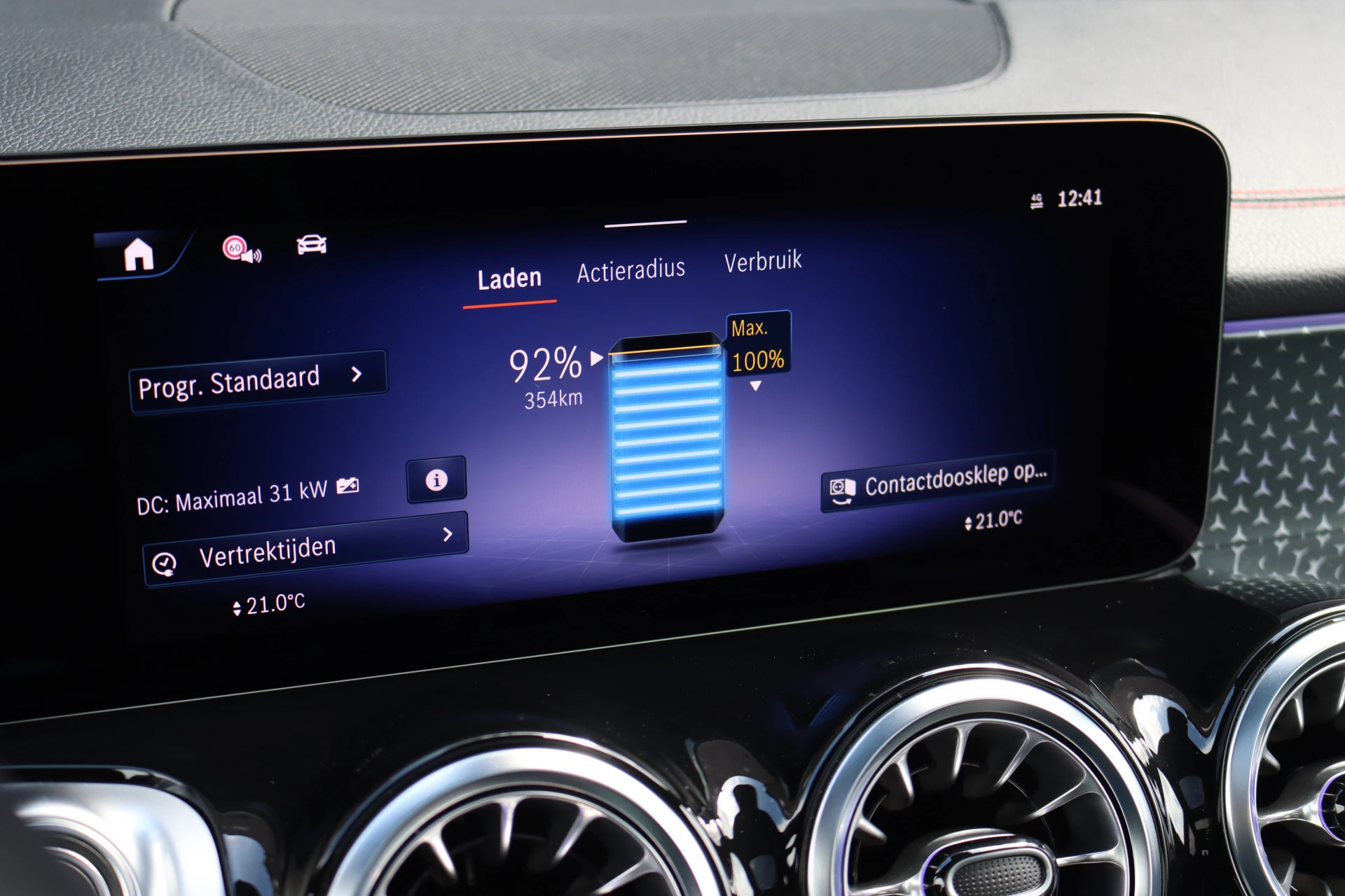Hoofdafbeelding Mercedes-Benz EQB