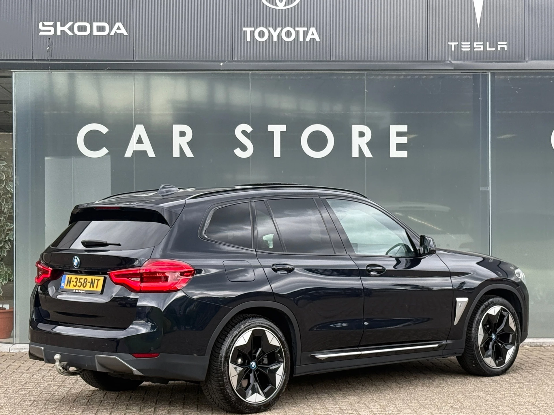 Hoofdafbeelding BMW iX3