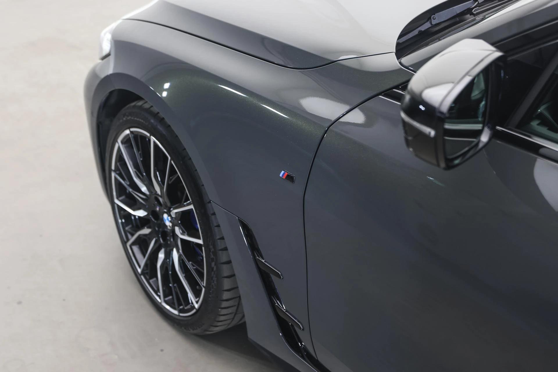 Hoofdafbeelding BMW i4