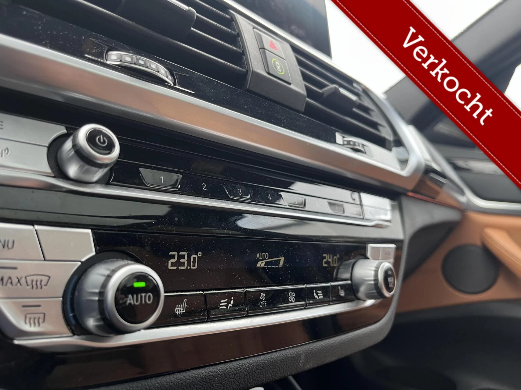 Hoofdafbeelding BMW iX3