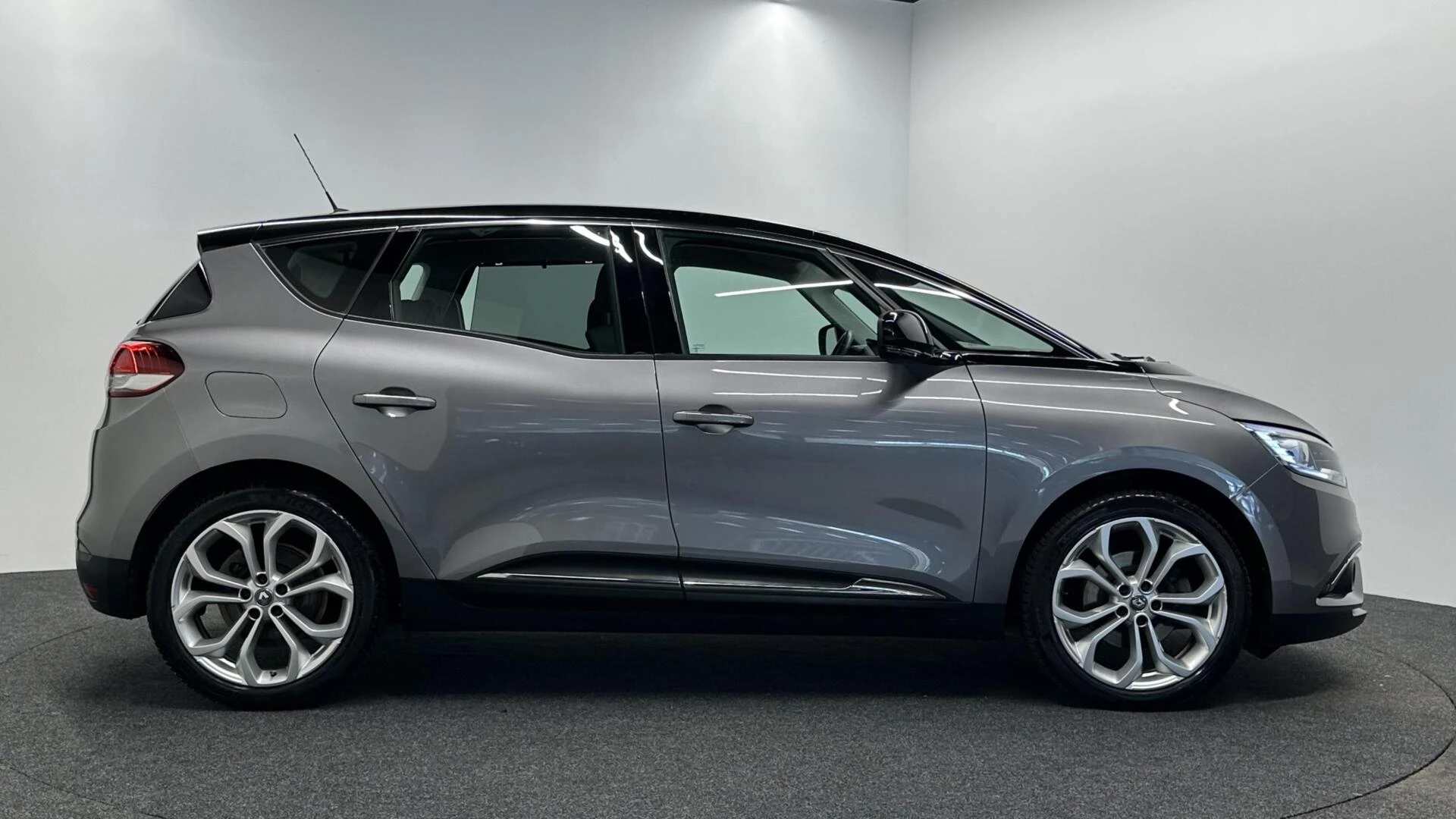 Hoofdafbeelding Renault Scénic