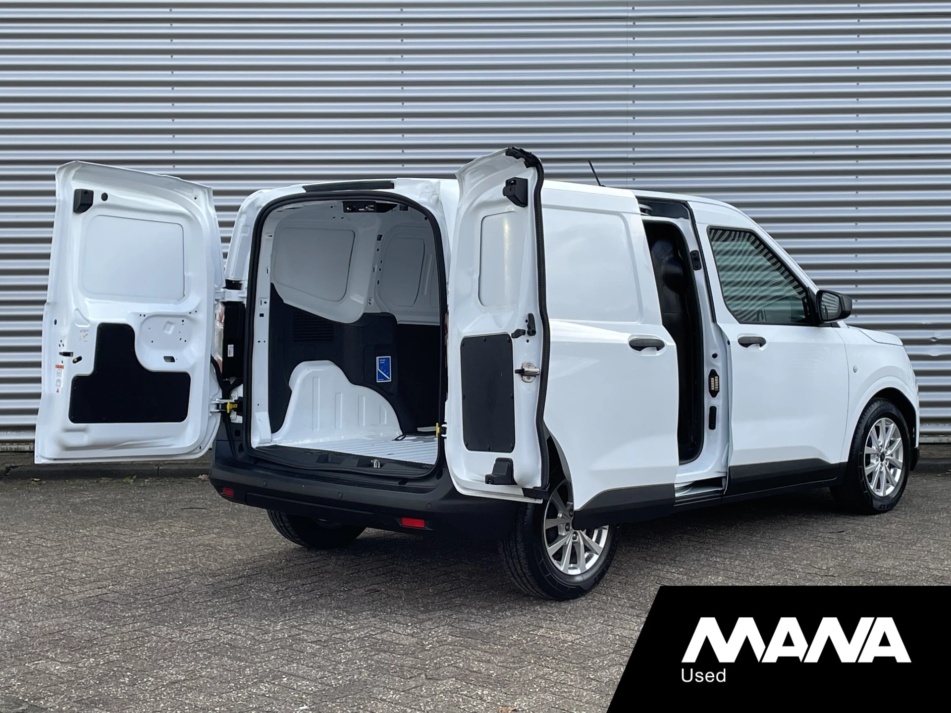 Hoofdafbeelding Ford Transit Courier