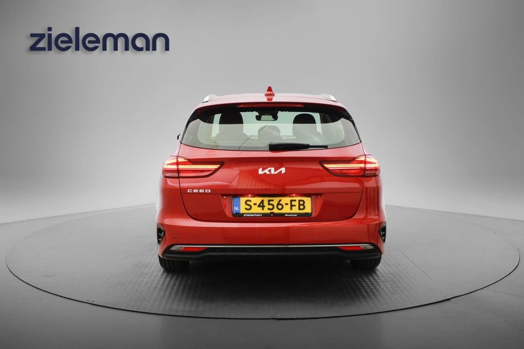 Hoofdafbeelding Kia Ceed