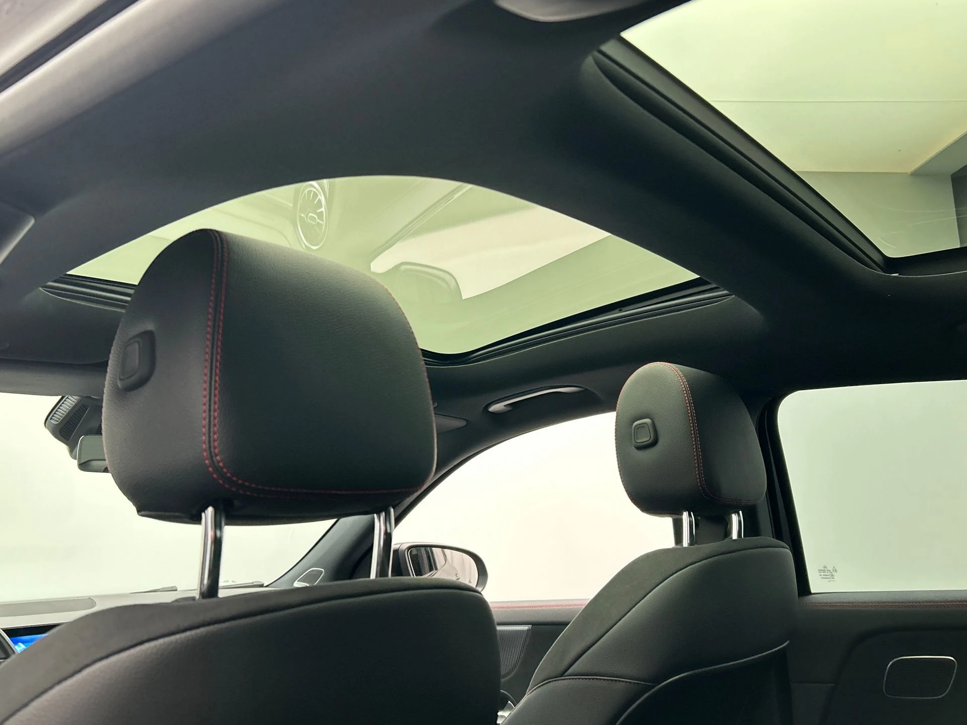 Hoofdafbeelding Mercedes-Benz EQA