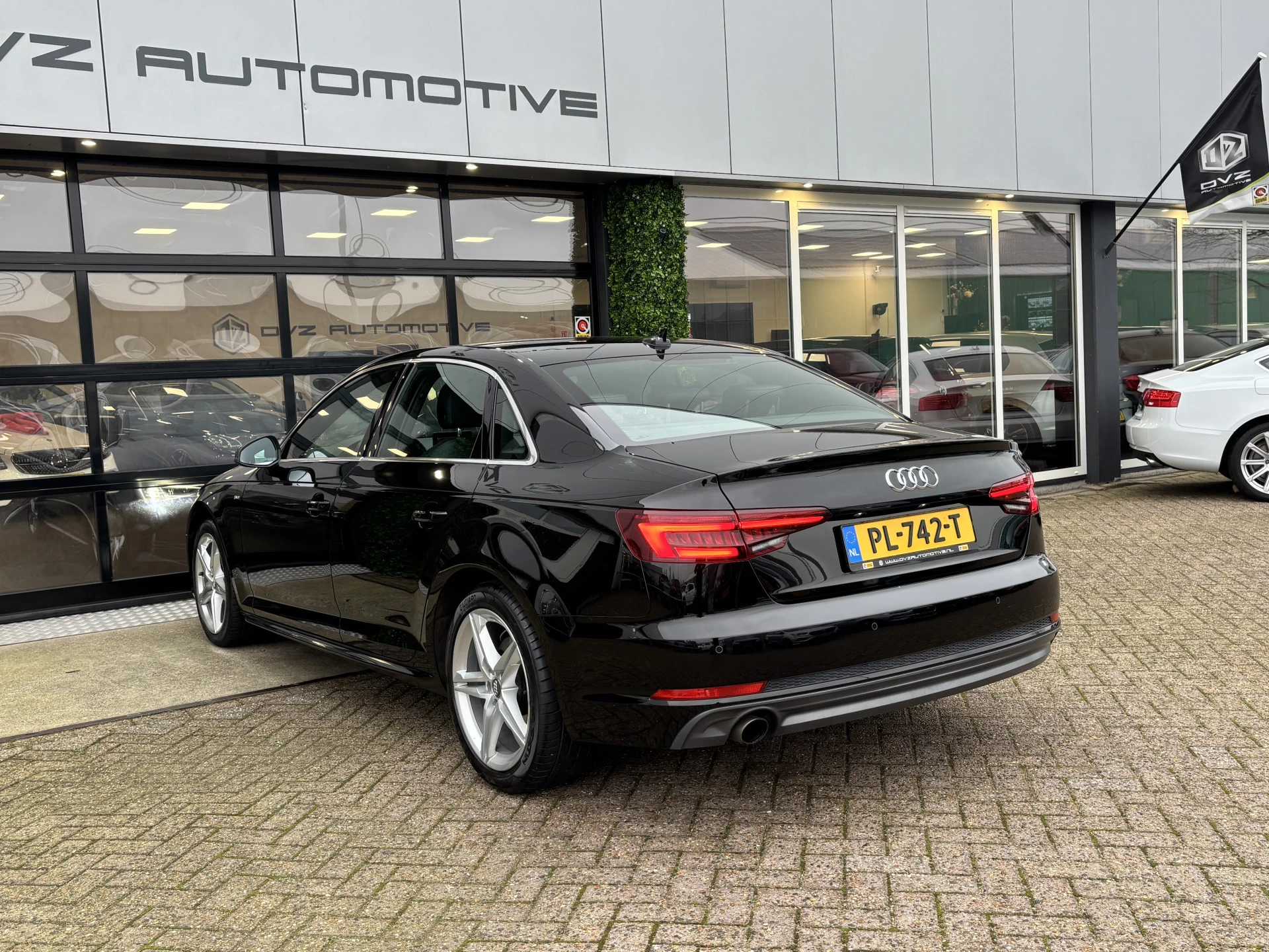 Hoofdafbeelding Audi A4