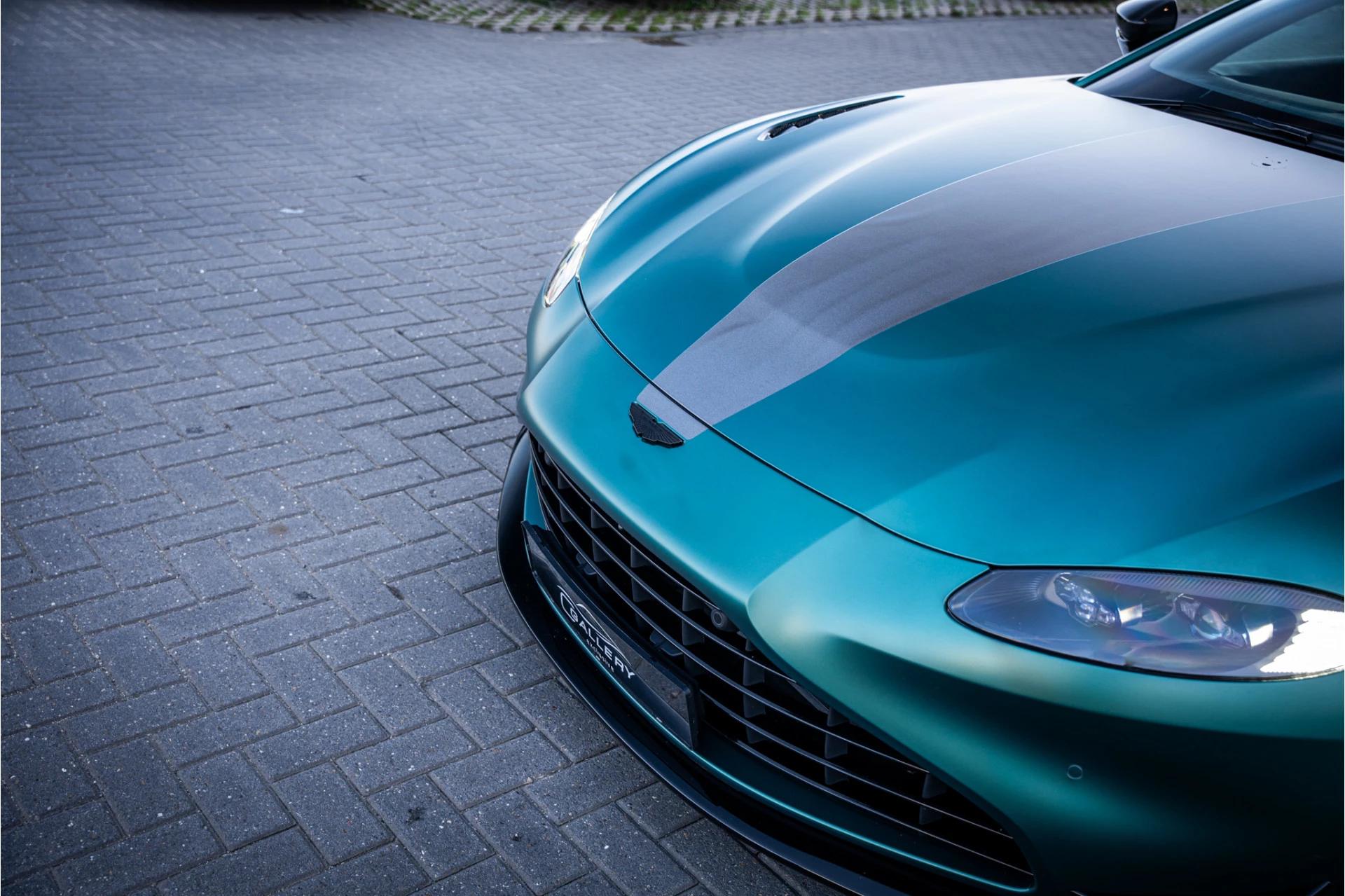 Hoofdafbeelding Aston Martin V8 Vantage