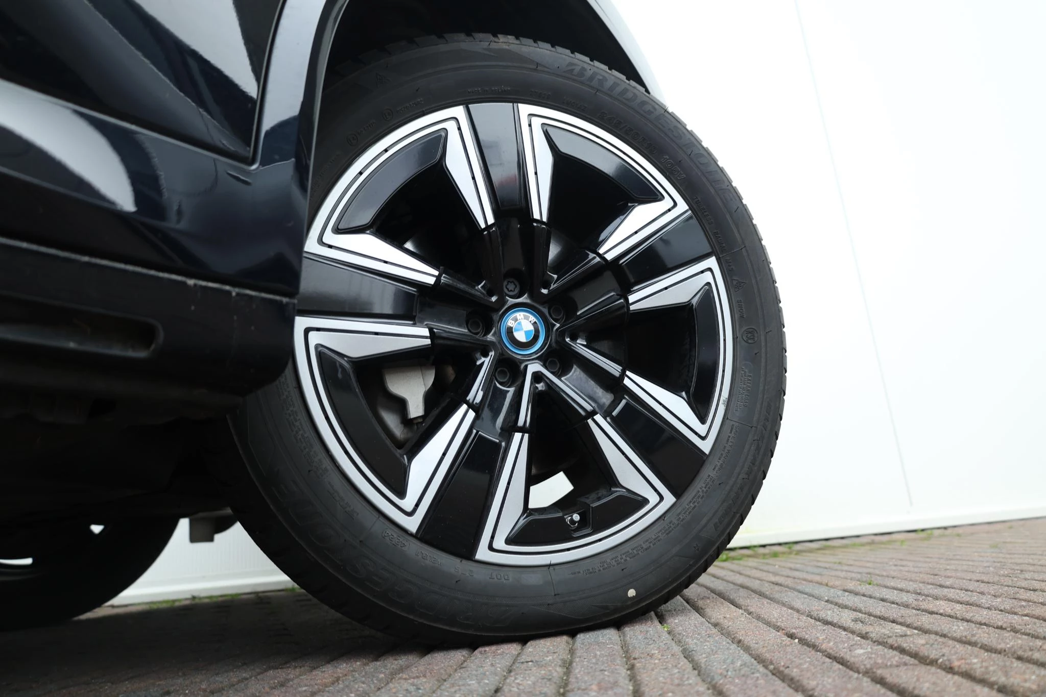 Hoofdafbeelding BMW iX3
