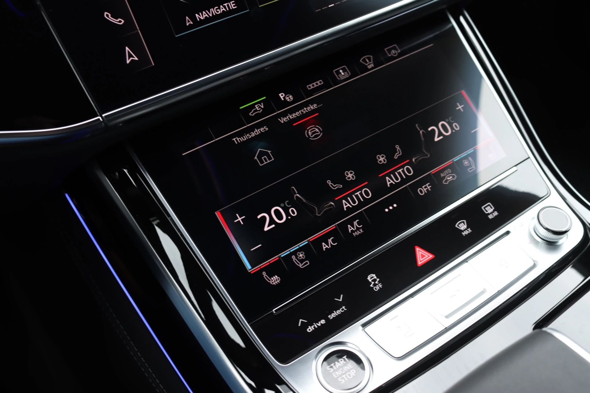 Hoofdafbeelding Audi A8