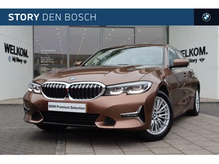 BMW 3 Serie 320i High Executive Luxury Line Automaat / Sportstoelen / Stuurverwarming / Trekhaak / Parking Assistant Plus / Head-Up / Stoelverwarming / Live Cockpit Professional
