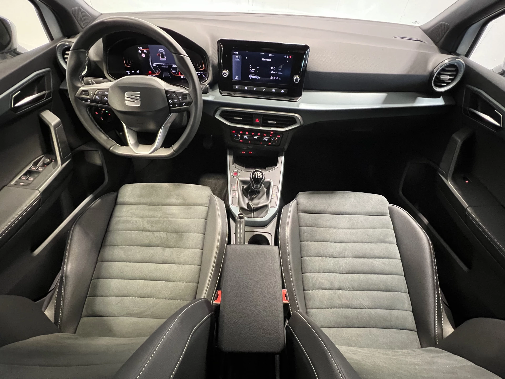 Hoofdafbeelding SEAT Arona