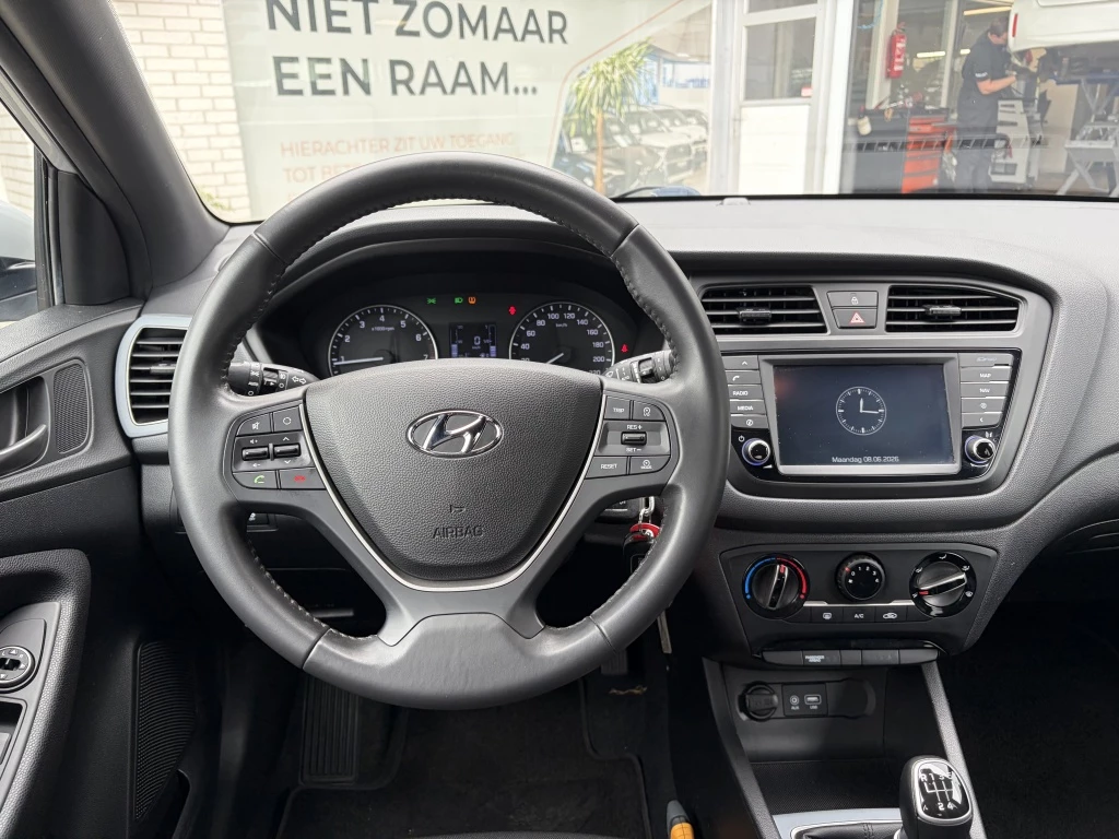 Hoofdafbeelding Hyundai i20