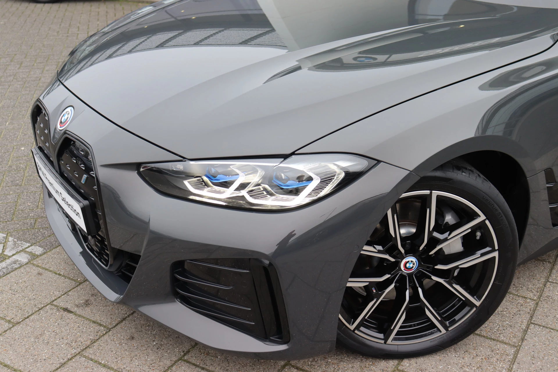 Hoofdafbeelding BMW i4
