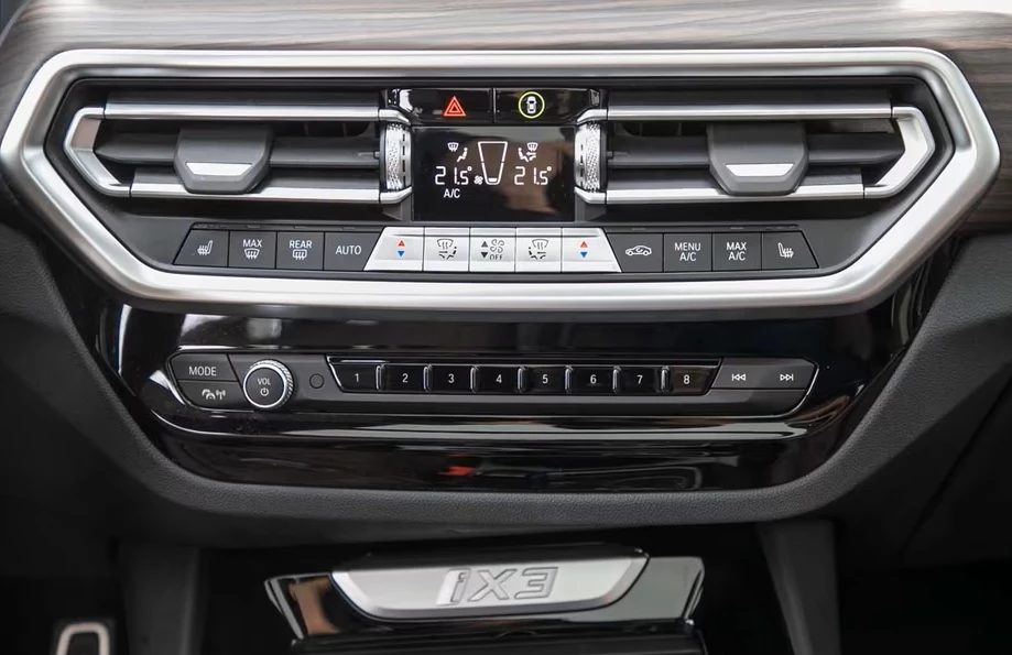 Hoofdafbeelding BMW iX3