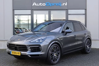 Hoofdafbeelding Porsche Cayenne Porsche Cayenne 3.0 E-Hybrid Platinum Edition Chrono, Pano dak, Trekhaak, Luchtvering, Bose
